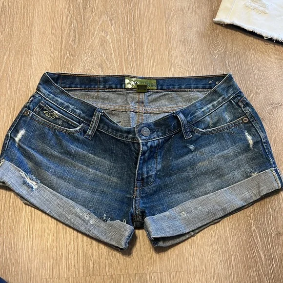 Hollister shorts and skirts - Picture 5 of 13